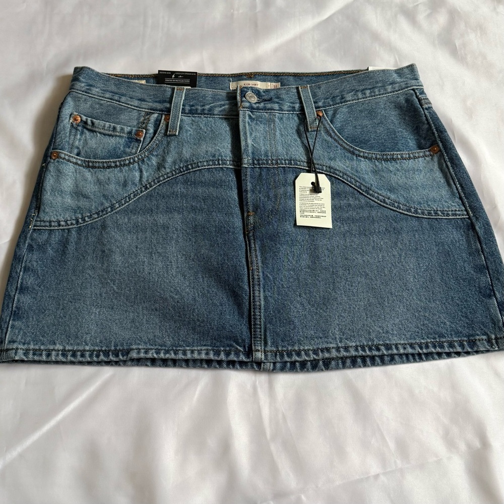 Levi's Classic Blue Denim Mini Skirt